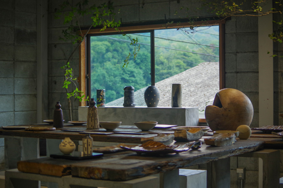 Thumbnail image of Japan Kansai Pottery Heritage: Hands-on Workshop & Artisan Encounters