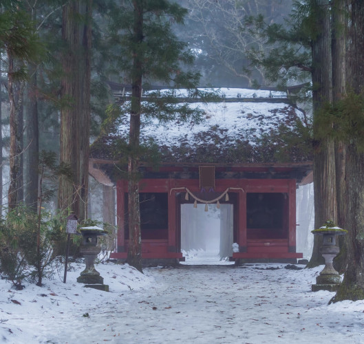 Private tour at Togakushi Jinja 