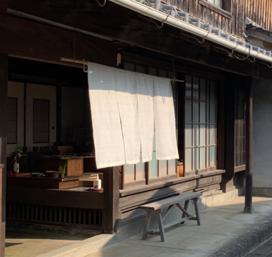 Karatsu Galleries and Kilns Tour